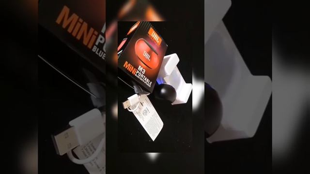 Mini Bomb For All Music Lovers смотреть онлайн