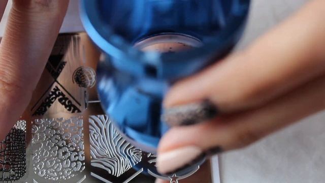 Born Pretty Texture L003 Review & Swatches / Тест пластины для стемпинга смотреть онлайн