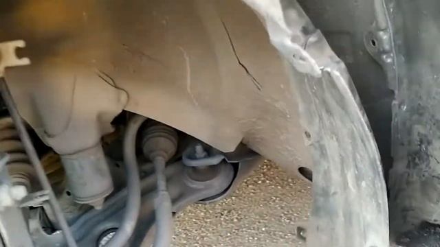 Замена переднего подкрылка Шевроле Авео т250. Chevrolet Aveo т250 установка переднего подкрылка смотреть онлайн