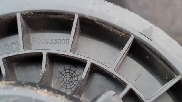 Киа с пробегом 653000 км. Замена колодок ручника, катушки, моторчика печки и заправка кондиционера. смотреть онлайн