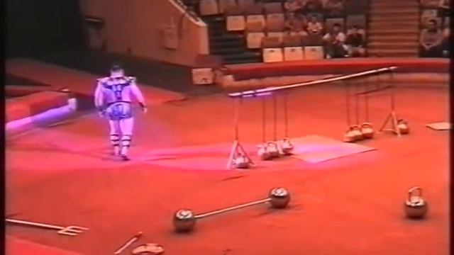 Василий Грищенко.СИЛОВОЙ ЖОНГЛЕР.ОМСК.часть 2. смотреть онлайн