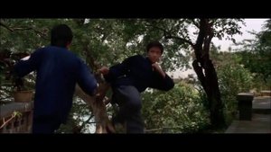 Брюс Ли Палец указывающий на луну...