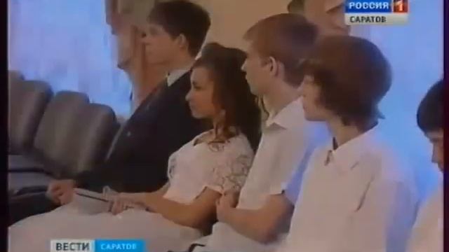 В Свято-Покровском храме прошел рождественский Бал смотреть онлайн