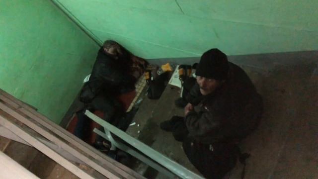 ? КАК ВЫГНАТЬ БОМЖЕЙ ИЗ ДОМА? ? #РевизорроЖКХ смотреть онлайн