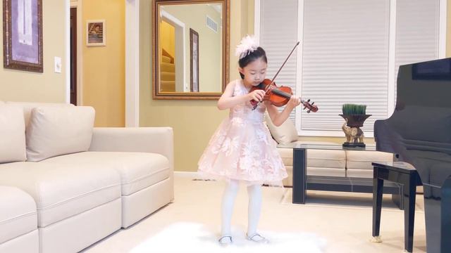 Alina Luo (5 yr) - Crescendo International Competition Online Audition - Minuet by L. Boccherini смотреть онлайн