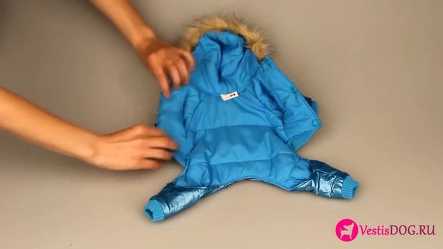 Комбинезон голубой с капюшоном смотреть онлайн