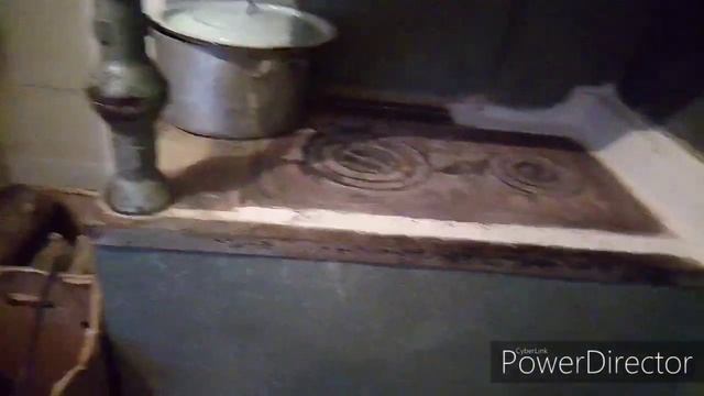 Как живут в деревне ,Простая деревенская жизнь Русская печка  Сколько спят коты