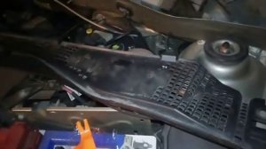 Мой RENAULT LOGAN Установка воздушного фильтра под дворниками на рено логан