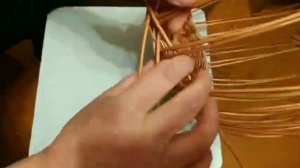 Плетение из лозы. Фруктовница.