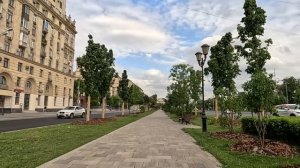 Бродягу выгнали с похорон богача… А узнав, кого отец включил в завещание, дети потеряли дар речи…