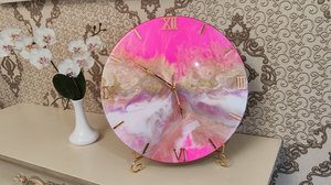 Часы БАРБИ из эпоксидной смолы