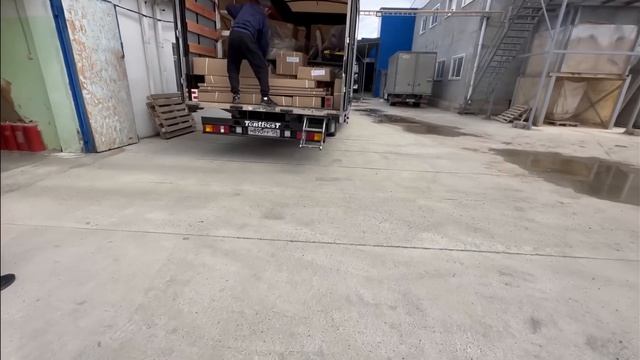 Загрузился на Белгород. Выехал и поймал яму ?♂️ смотреть онлайн