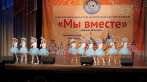 Ансмаль ”Подружки” образцового коллектива эстрадной песни ”Шанс” - Тучка (В.Рукавишников)
