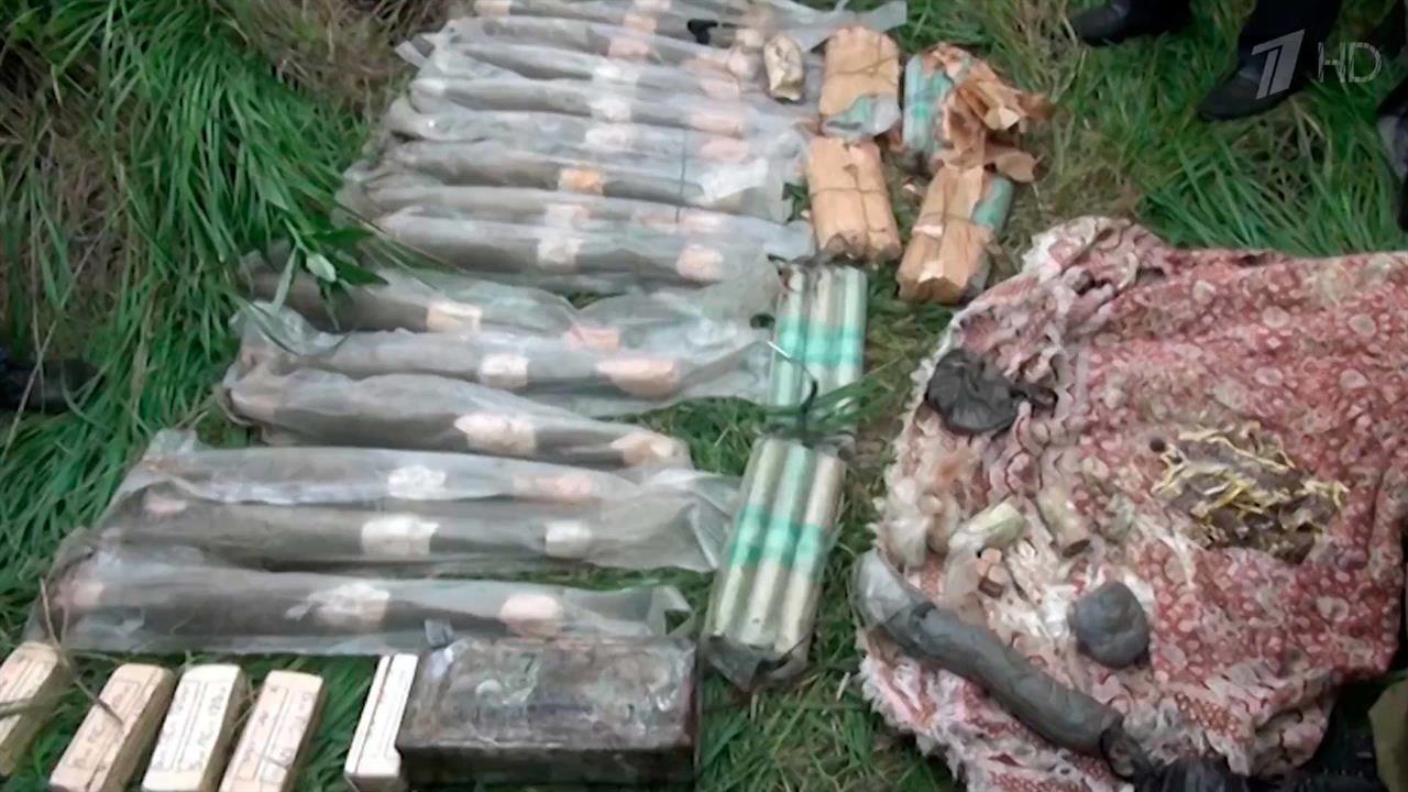 В Ингушетии найдены и уничтожены сразу семь тайников с оружием, боеприпасами и взрывчаткой