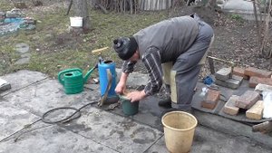 Весеннее опрыскивание сада и винограда. Опрыскивание железным купоросом.