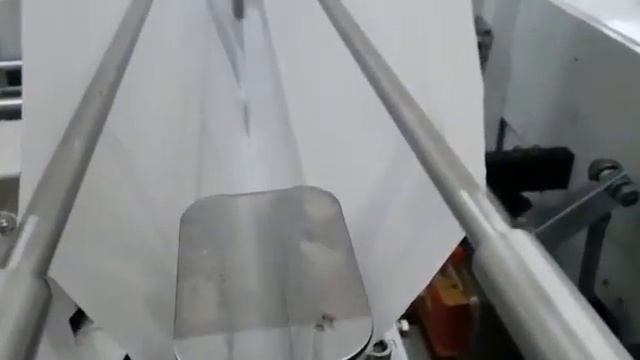 Машина для упаковки бумажных стаканов. смотреть онлайн