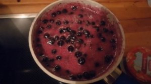 Варенье из лавровишни.