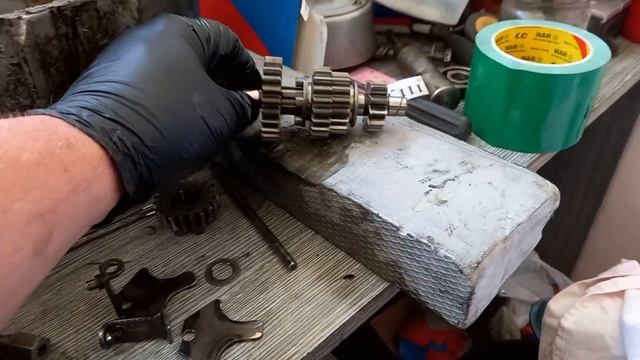 JAWA 350/361 Sport - vysypaná převodovka, příprava na Palackého tisícovku Nesmrtelných dědků смотреть онлайн