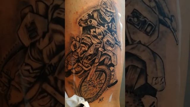 Tattoo moto cross