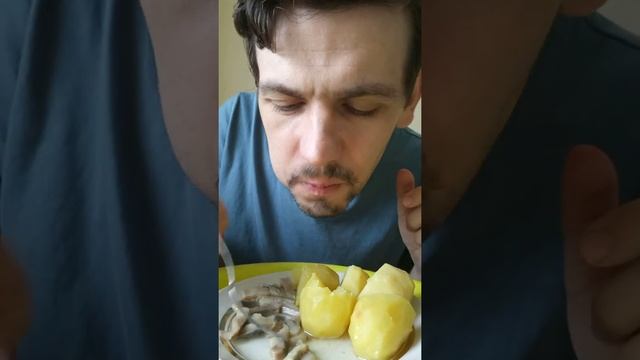 ОБЖОРИК! КАРТОШКА С СЕЛЕДКОЙ! КАК ЖЕ ЭТО ВКУСНО! ВКУСНОТИЩА!