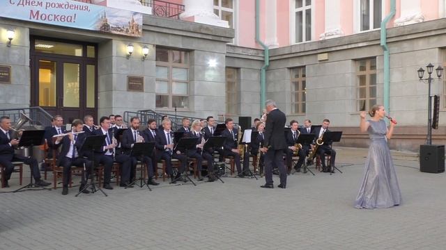 "Осенние листья" - Марк Лисянский, Борис Мокроусов