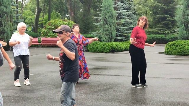 ТЕЩА ДАЛА! ТАНЦЫ ХАРЬКОВ УКРАИНА СЧАСТЛИВЫЕ МОМЕНТЫ смотреть онлайн