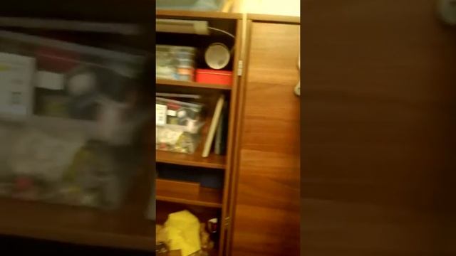 Шкаф с дополнительным столом ?