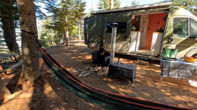 KAMPTA PİZZA YAPTIK 🍕 / KIŞ KAMPI смотреть онлайн