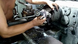 Kia Rio 1 переделка поворотного кулака под двух рядный подшипник