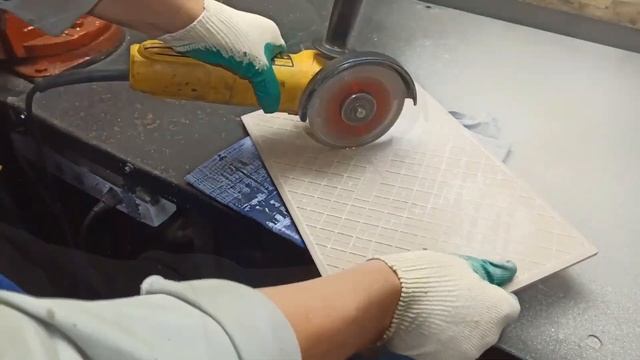 Как сделать отверстие в плитке без специальной коронки