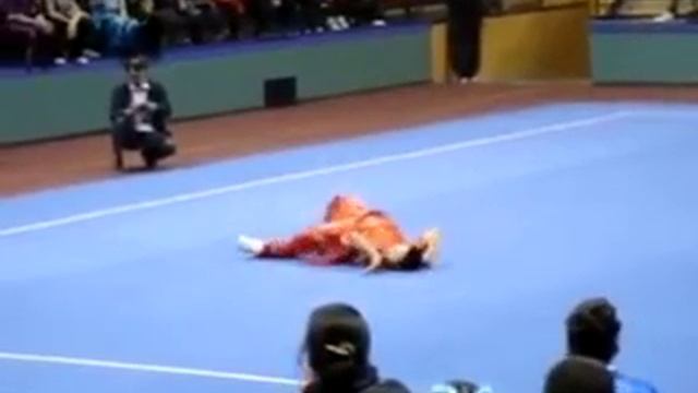 Брек данс по китайский.ОЧЕНЬ КРУТО! смотреть онлайн