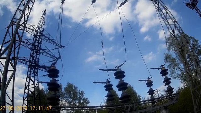 допотопная электрическая подстанция 110.10 , переключения