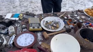 Минская барахолка, продаем все то что люди выкинули на свалку, деньги из мусора. Мусорщик.