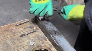 Как нарезать резьбу? Все просто ?