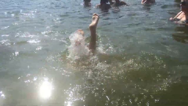 Сальто в воде