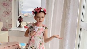 Песня Моаны Что меня ждёт. Пение в караоке микрофон. Moana song.