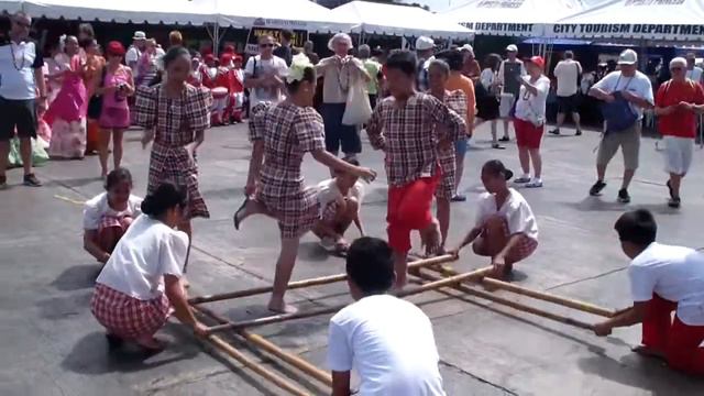 Как встречают круизы. Пуэрто Принцес, Филиппины. Costa Victoria, Puerto Princes, Philippines смотреть онлайн