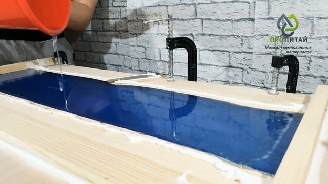 Смола WoodGlass, на примере небольшого стола. смотреть онлайн