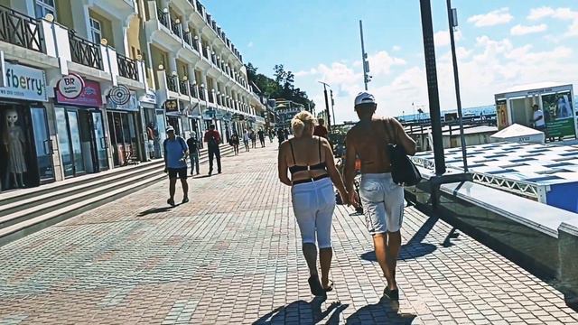 Сочи Морской Порт - середина сентября отличная погода, обстановка на море. 2022
