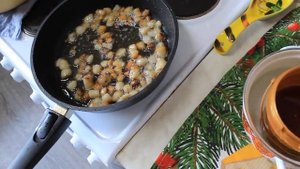 Как перетопить сало вьетнамских свиней на жир.