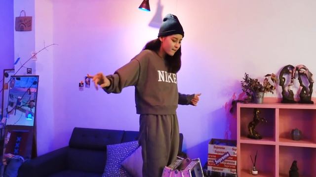 Нас 800 000. Ура!!! Подарок от Софии;) смотреть онлайн