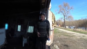 Mazda MPV. Автобус с гнилыми порогами.