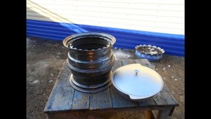 Печь под казан из автомобильных дисков.