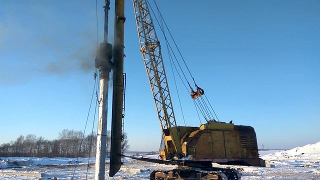 Забивка свай п. Огаревка ЭО 5111 смотреть онлайн