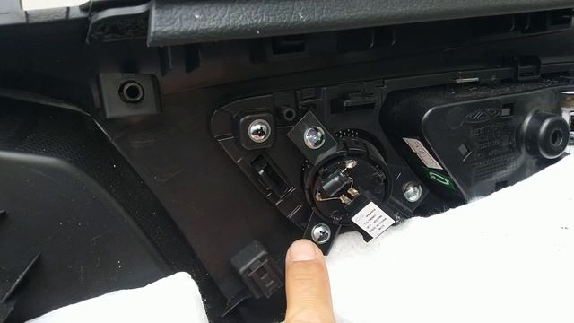 CHERY TIGGO 4 - а теперь дискотека! Штатная аудио подготовка в наших авто. смотреть онлайн