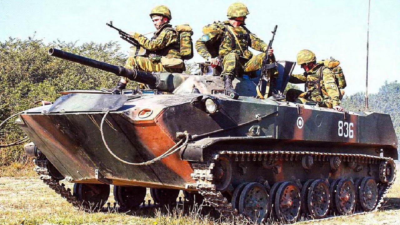 Бмп десант. БМД 1. Боевая машина десанта БМД-1. Боевая машина пехоты БМД-1. БМП 1 И БМД 1.