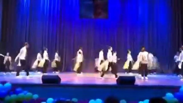 Авансцена Эстрадный Хор Широка страна моя родная смотреть онлайн