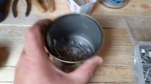 каракат с новым капотом.