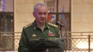 Сергей Шойгу вручил "Золотые Звезды" Героев России отличившимся участникам СВО