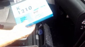 How to change cabin air filter in Toyota Verso, Jak vyměnit kabinový filtr ( pylový )